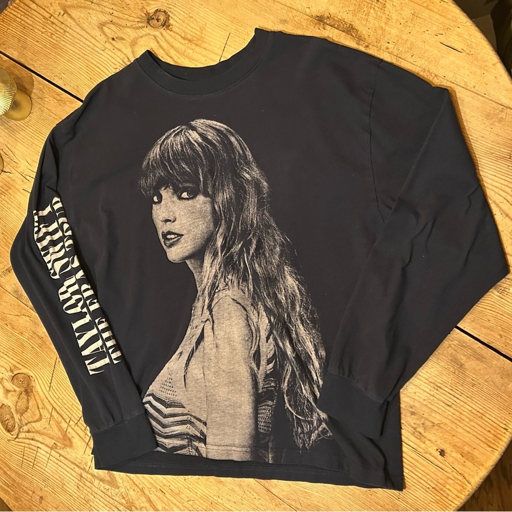 Taylor Swift Midnights Graphic Long Sleeve Tee Large
